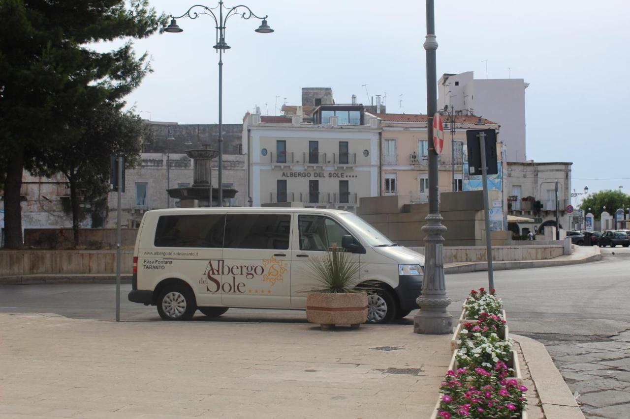 Albergo Del Sole Taranto Bagian luar foto