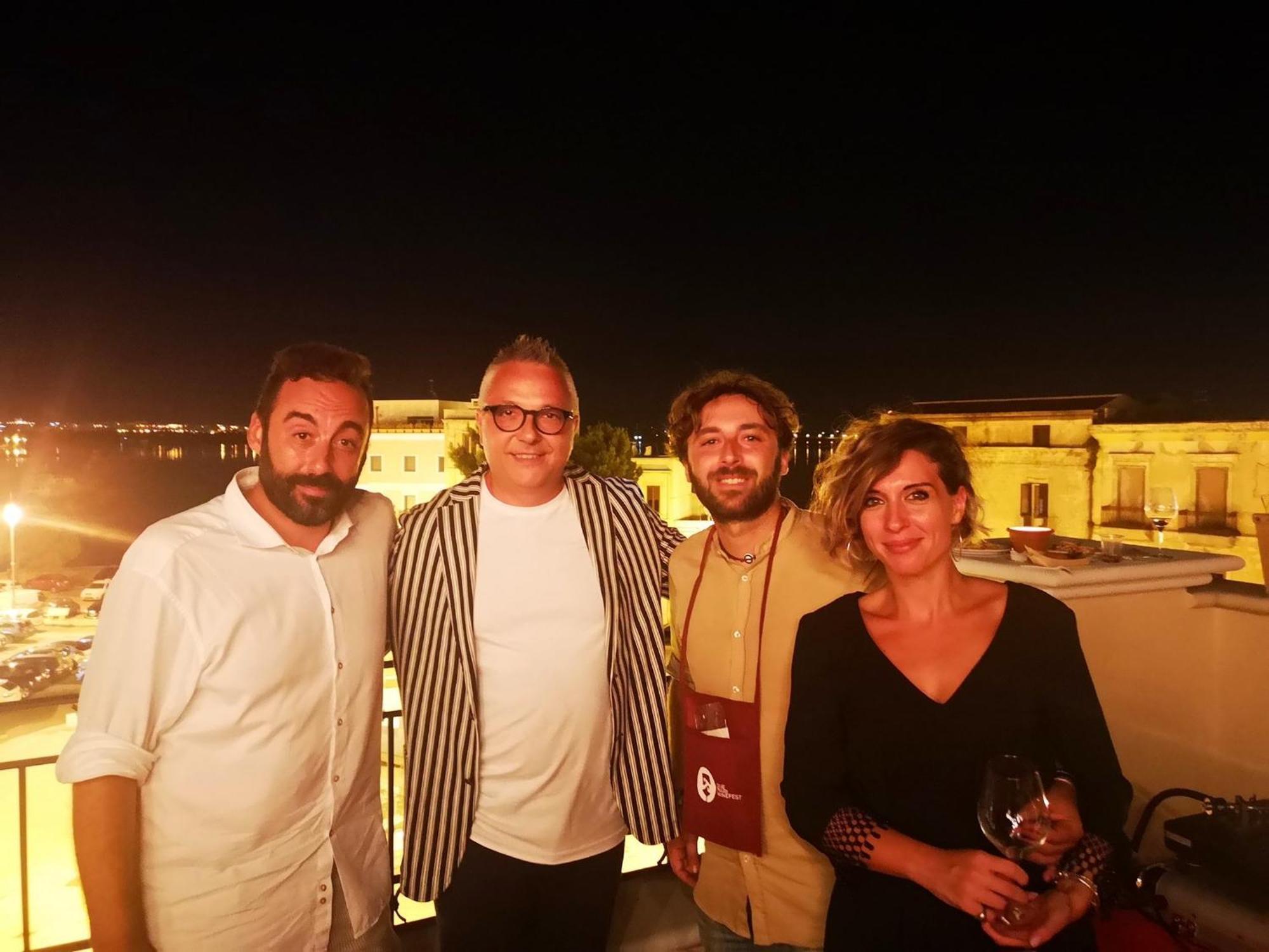 Albergo Del Sole Taranto Bagian luar foto