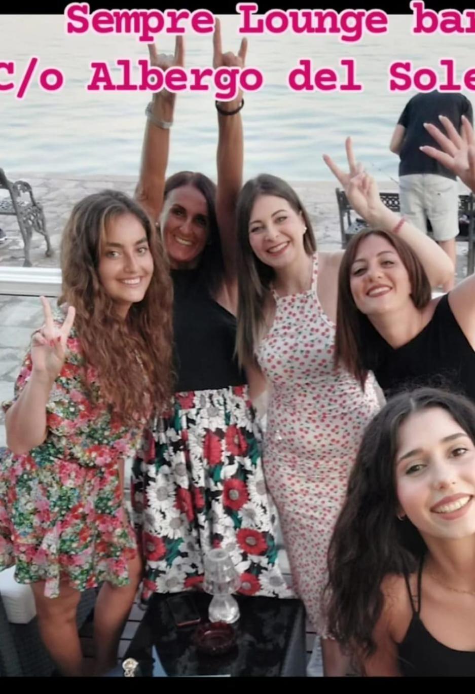 Albergo Del Sole Taranto Bagian luar foto