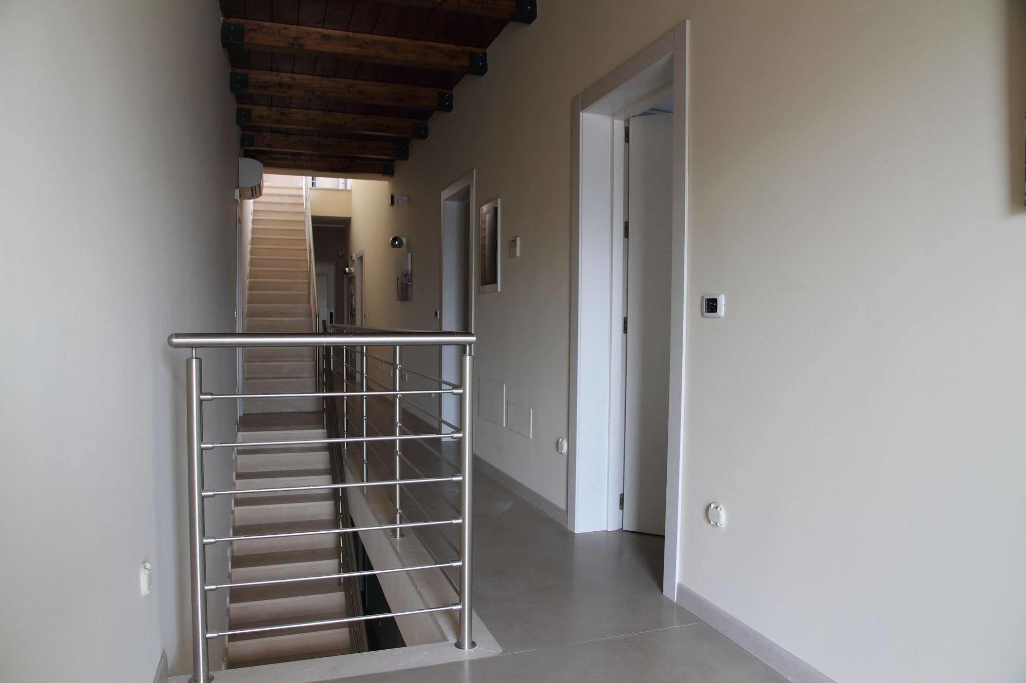 Albergo Del Sole Taranto Bagian luar foto